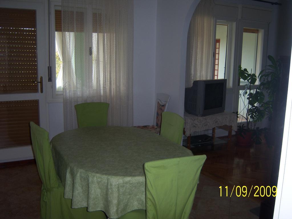 Apartments Cerin Fažana Rom bilde